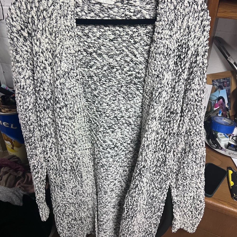 Cozy Marled Long Open-Front Sweater Cardigan - Black & White